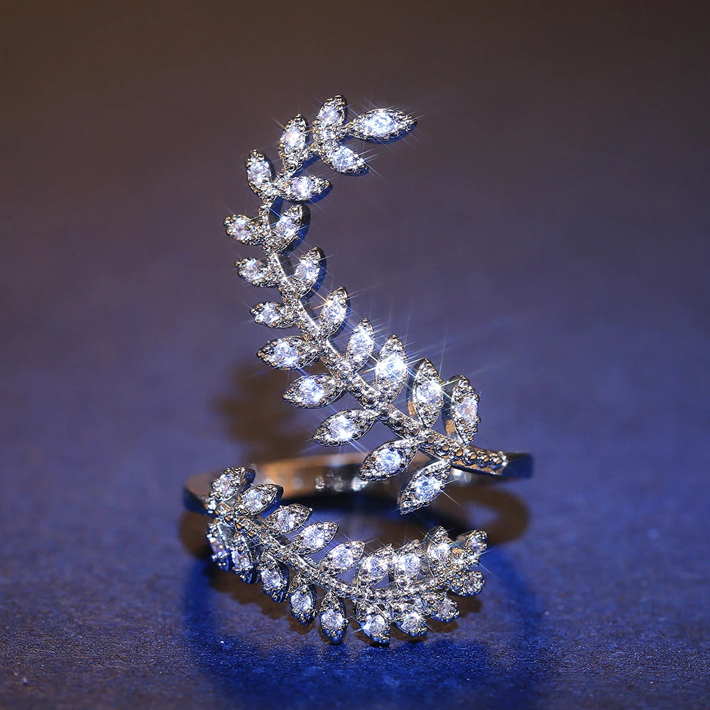 Graceful Leaves Both End of Open Ring
