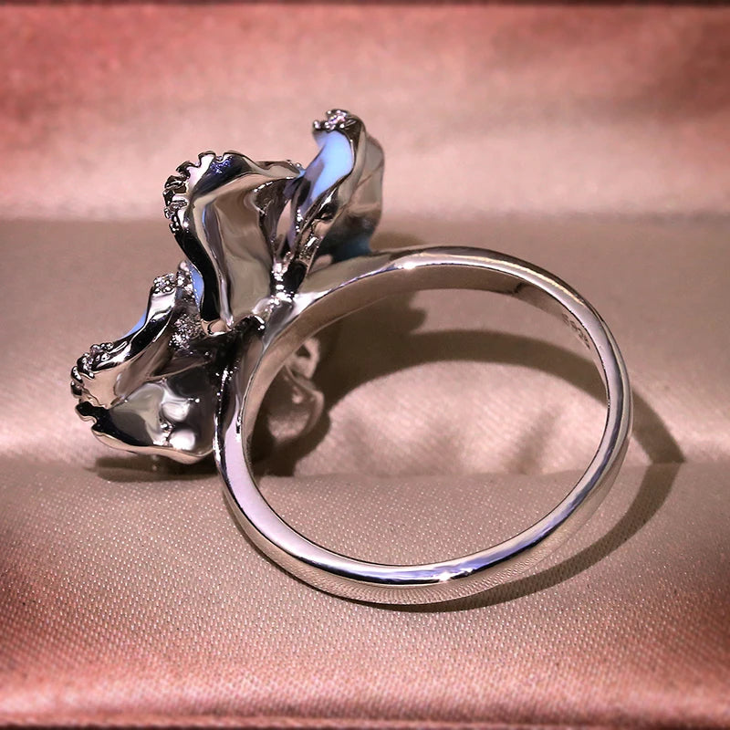 Milangirl Jewelry Gorgeous Blue Flower