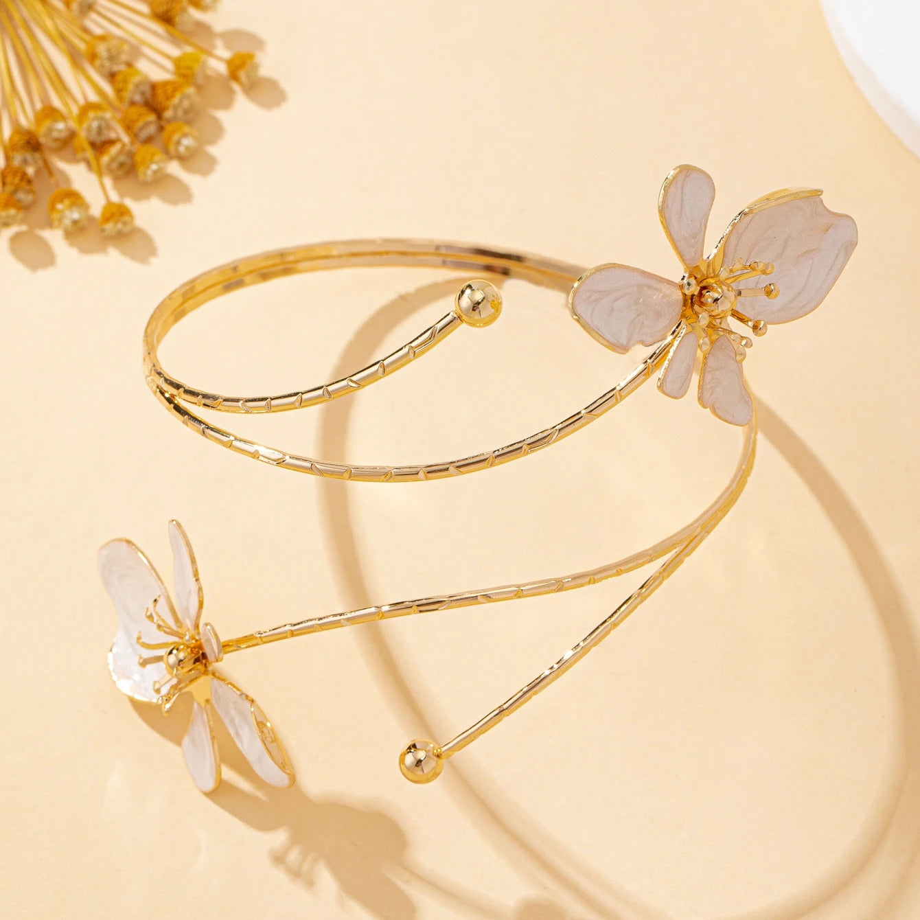 A Women's Arm Bracelet.