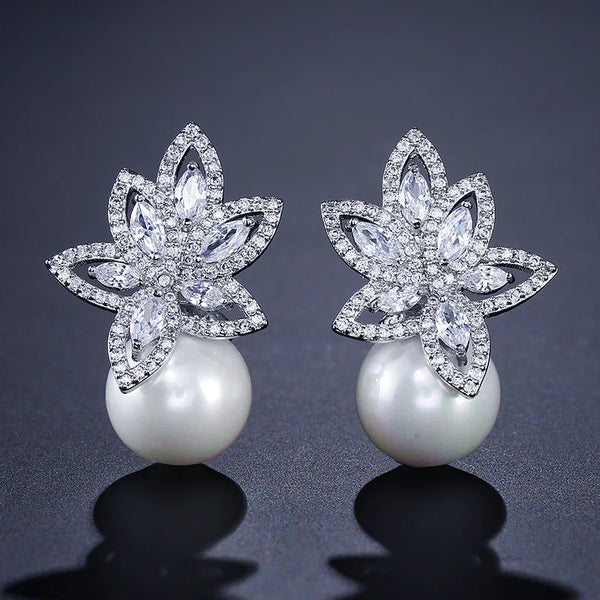 Pearl Flower Stud Earrings