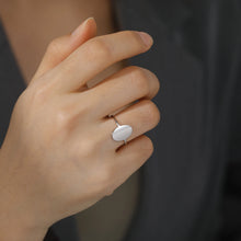 Oval Ring