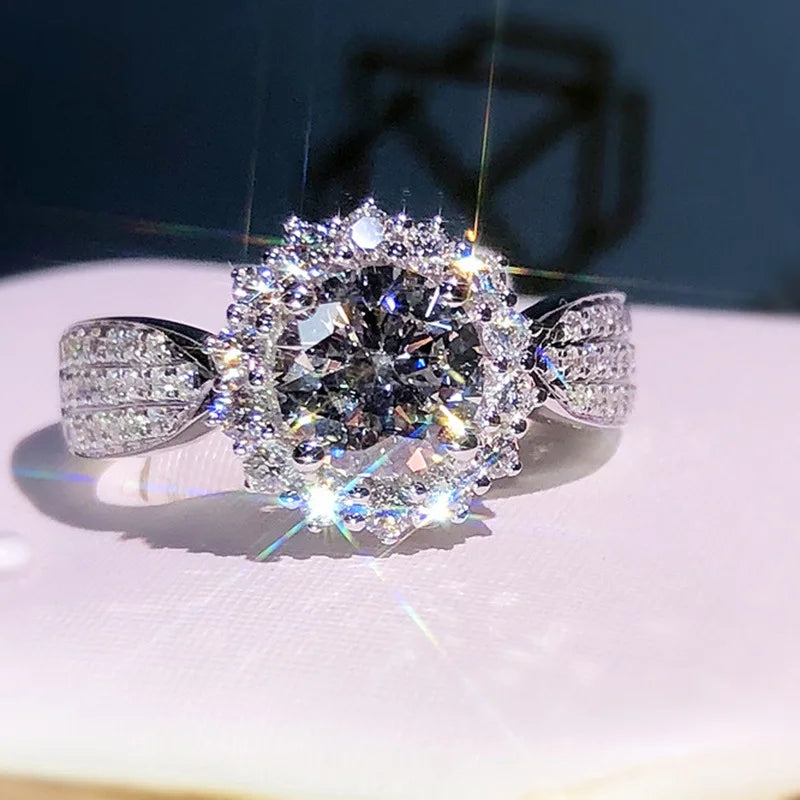 2026 Inlaid Oval Pigeon Egg Cube Zirconia Ring, Fashionable and Personalized Platinum  Engagement High-quality Jewelry