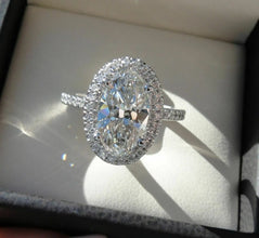 Oval Pigeon Egg Cube Zirconia Ring
