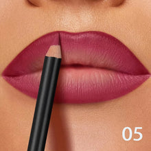 Waterproof matte lip liner easy application for beginners and pros.