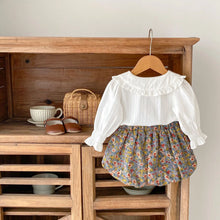 Baby girl 2 piece outfit worn by a little girl
