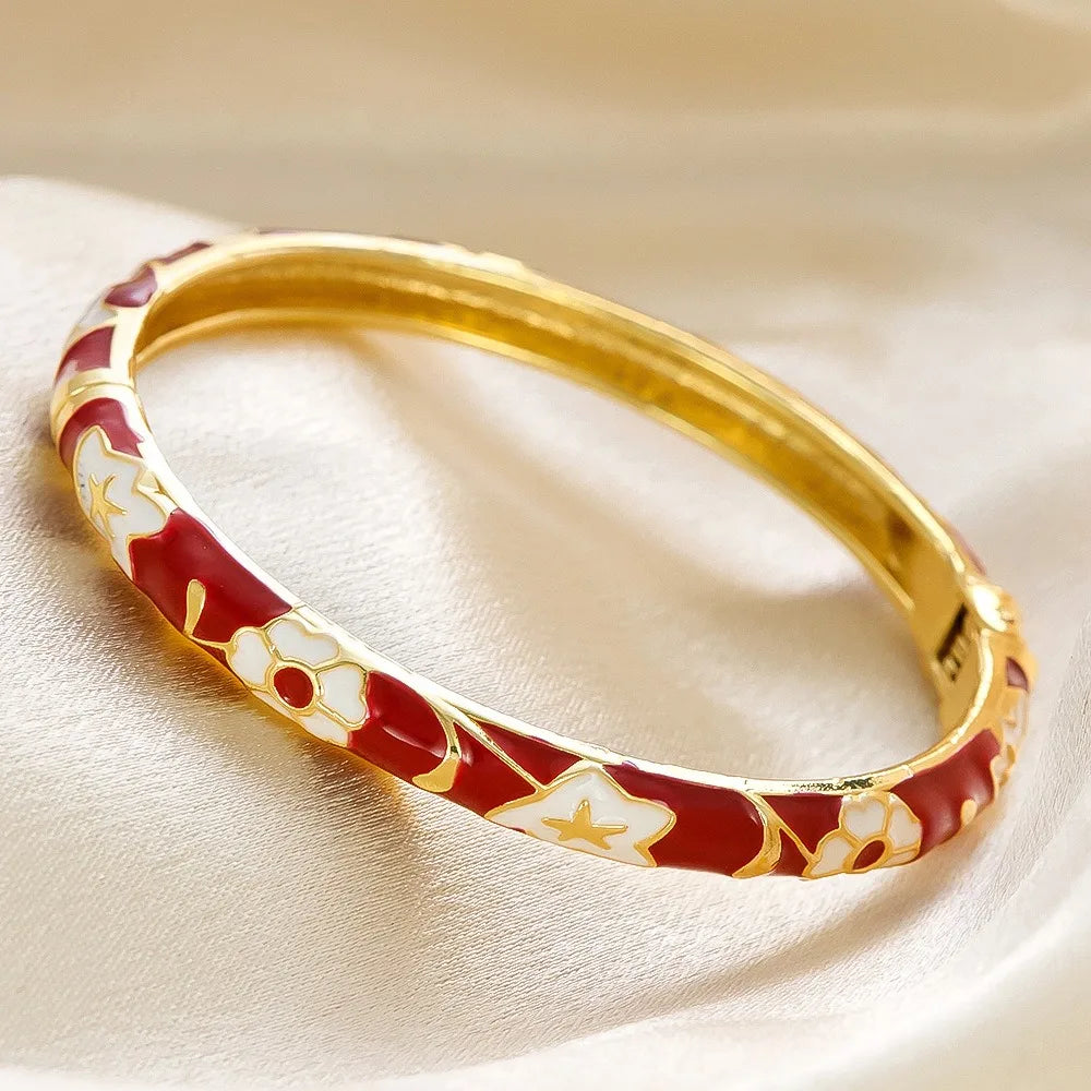 Elegant Enamel Dropped Glaze Flower Texture Closed End Bracelet