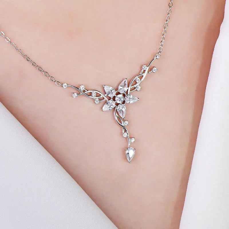 Teardrop Round Cubic Collarbone Charm Chain