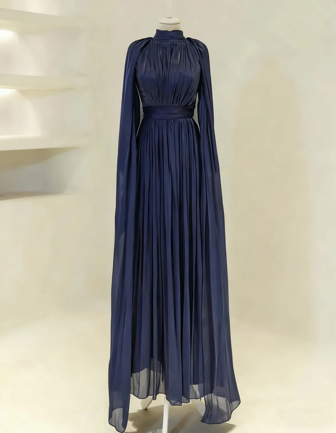 Modern High Neck Long Sleeves Pleated Evening Dresses Prom Dresses Dubai Muslim with Cape Sweep Train Party Dresses Customized