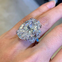 Oval Pigeon Egg Cube Zirconia Ring