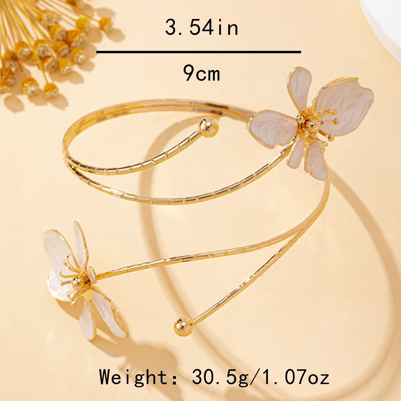 A Women's Arm Bracelet.