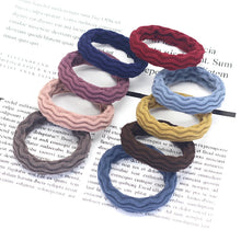 elastic hair rope hair ring – women's ponytail styling in use