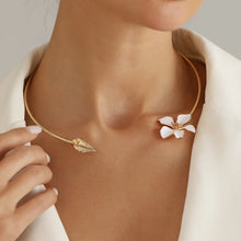 Gold-Plated Enamel Flower Jewellery Set – Necklace, Bracelet & Ring