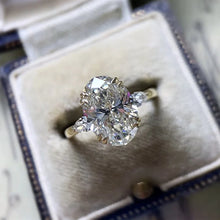 Oval Pigeon Egg Cube Zirconia Ring