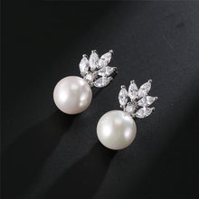 Pearl Flower Stud Earrings
